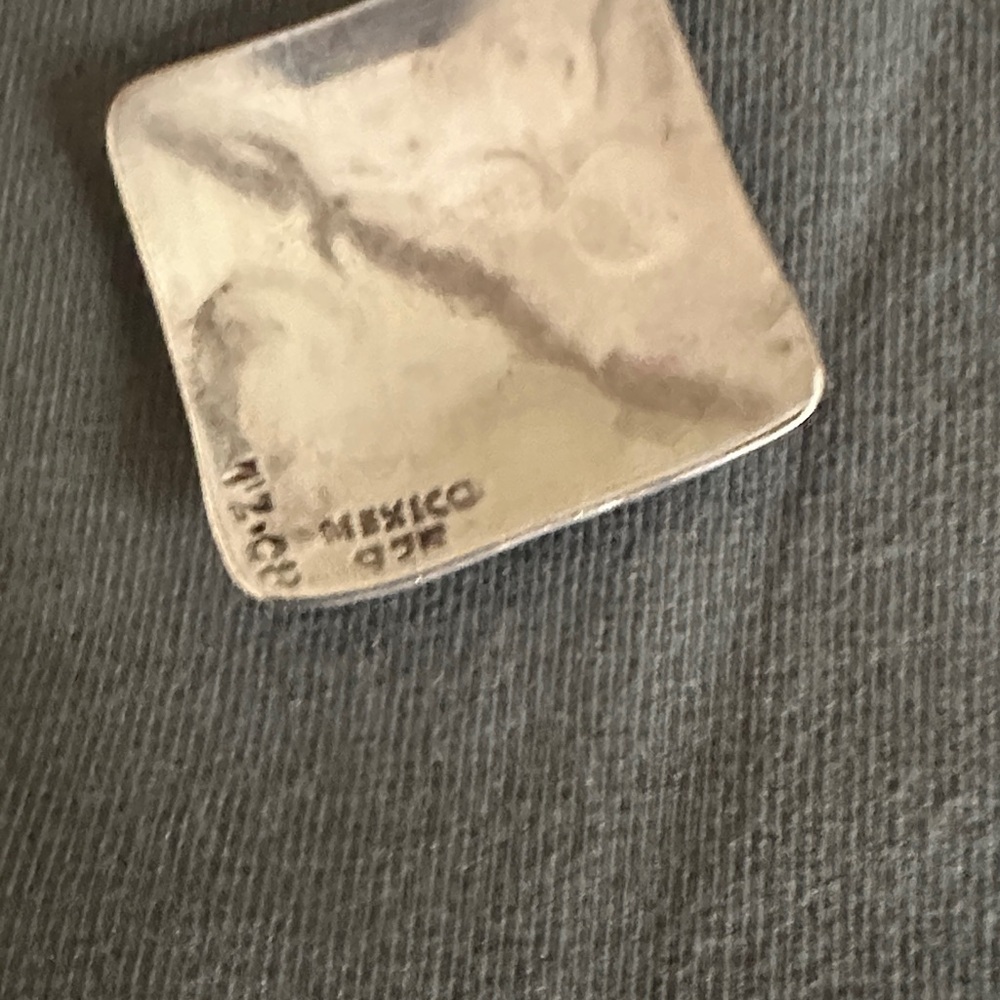 Chic Silver Square Earrings - Picture 3 of 5